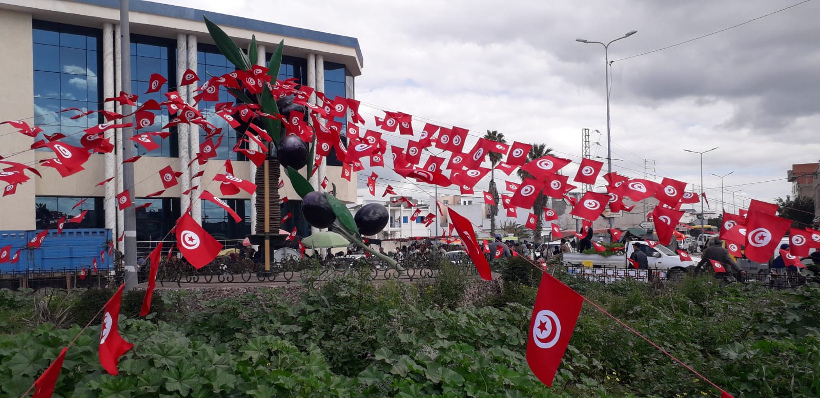 طبربة/منوبة.. حركية تجارية ورائحة العيد تفوح في المدينة